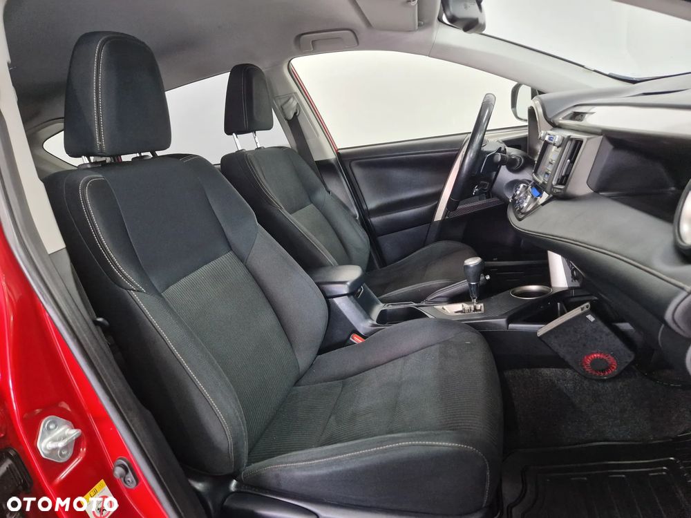 Toyota RAV4 - 7