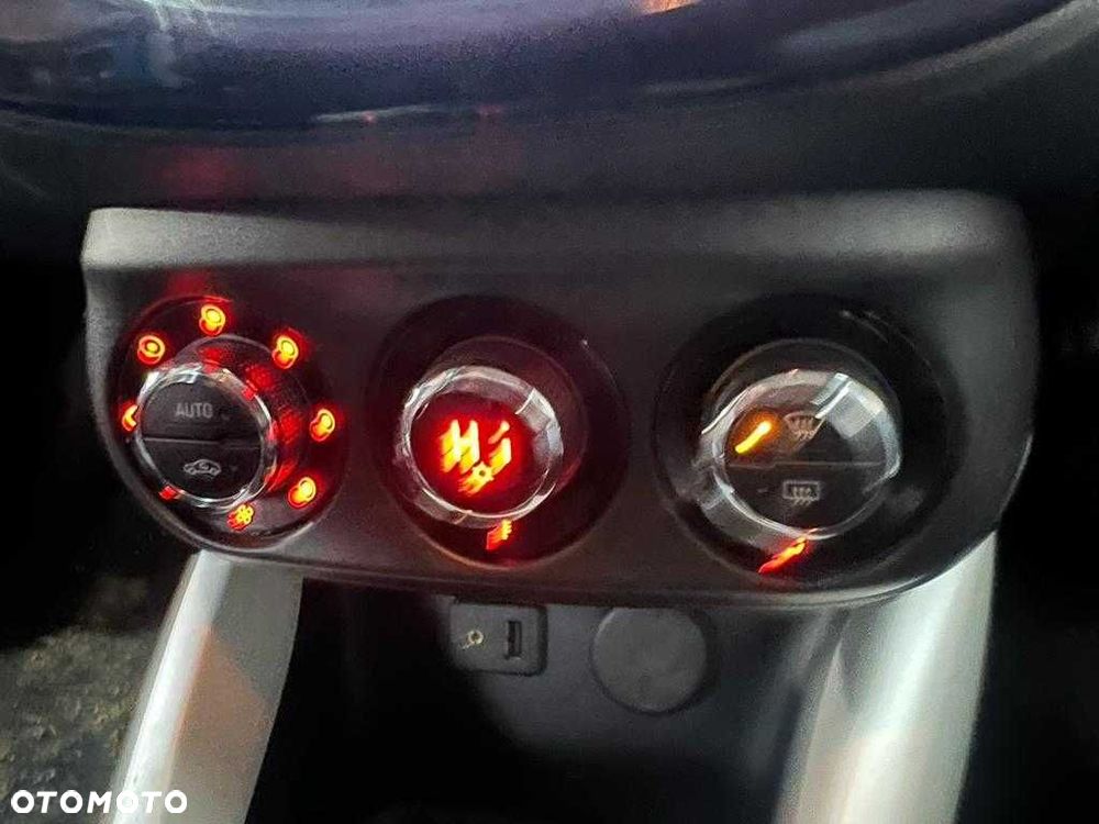 Nagrzewnica klimatronika Opel Corsa E Adam - 2