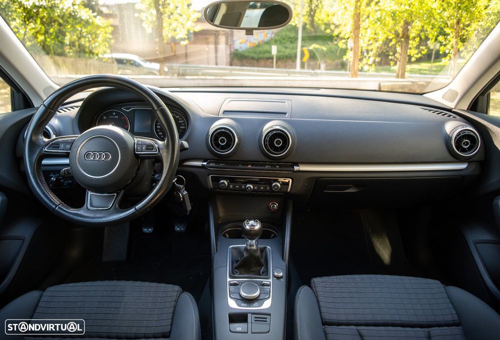 Audi A3 Sportback 2.0 TDI Advance - 13