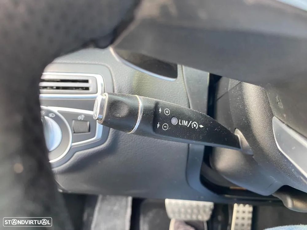 Mercedes-Benz C 220 d 9G-TRONIC AMG Line - 16