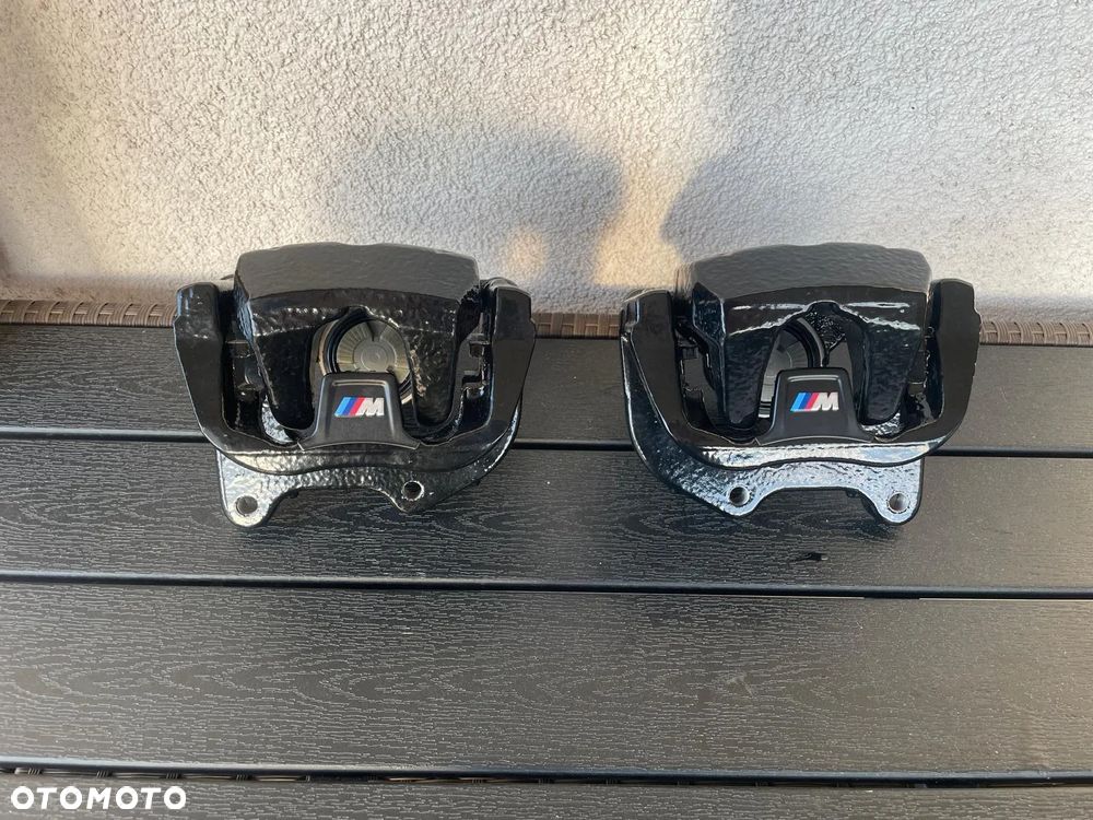 Bmw M5 F90 M8 F91 7 G12 zaciski tył czarne 398/380 44/28 Komplet NOWE!!!! - 1