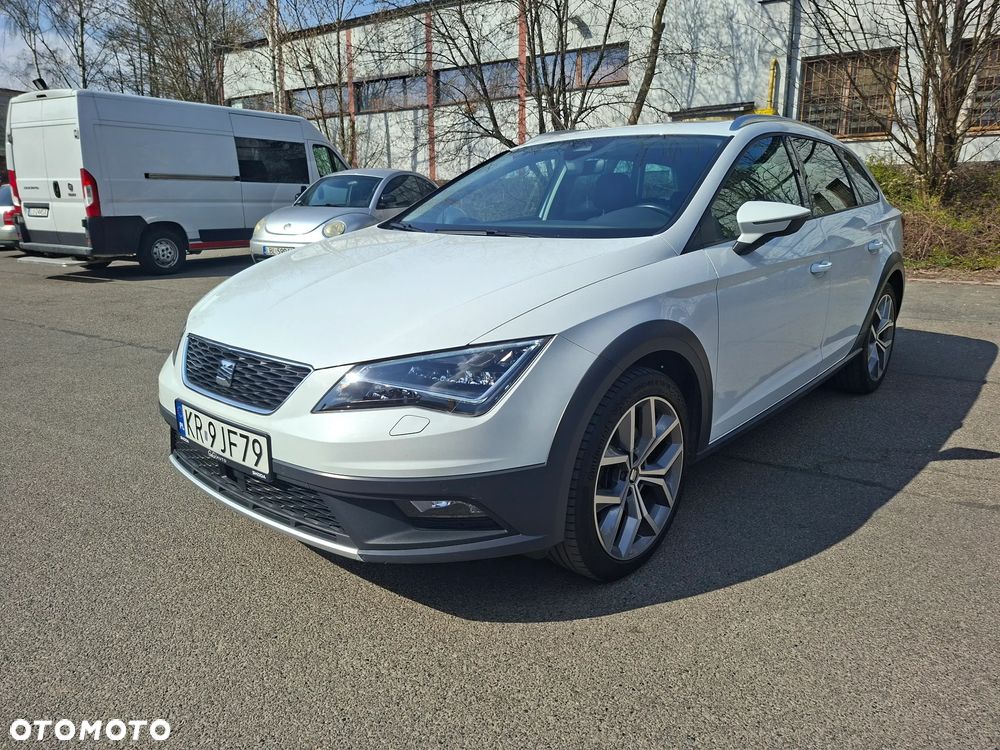 Seat Leon Sportstourer 1.8 TSI Start&Stop 4Drive DSG X-Perience - 1