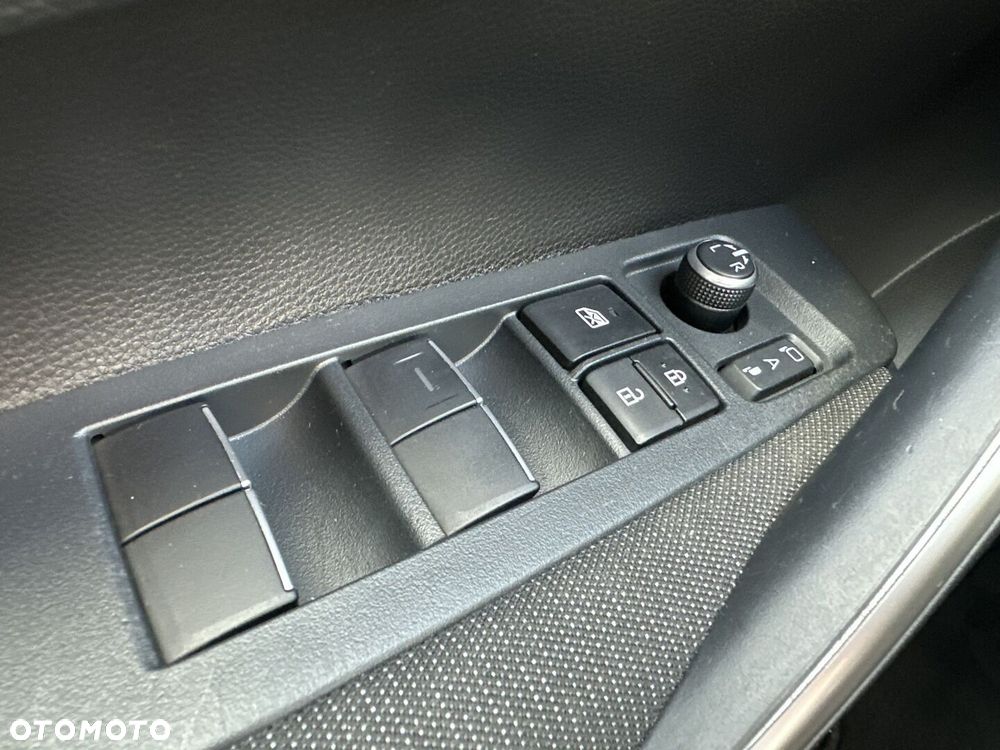Toyota Corolla 2.0 Hybrid Comfort - 29