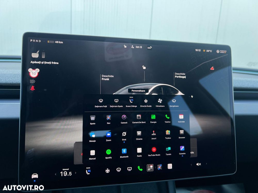 Tesla Model 3 - 25