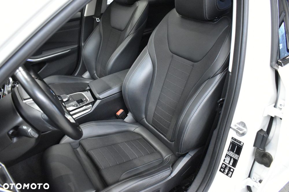 BMW Seria 3 - 12
