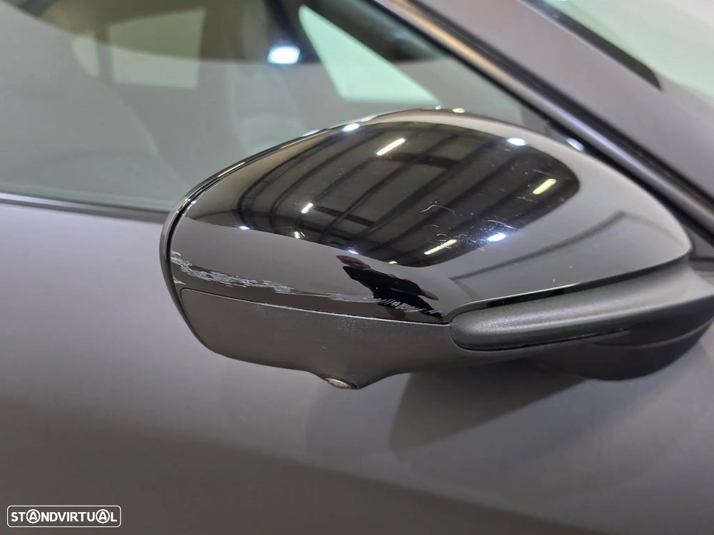 Porsche Taycan Cross Turismo - 23