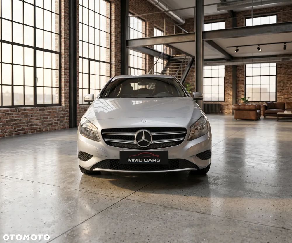 Mercedes-Benz Klasa A 180 7G-DCT 2Style - 2