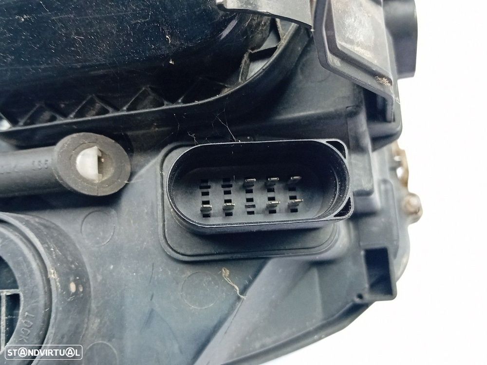 Ótica / farol esquerda FORD Focus II (DA_) - 3