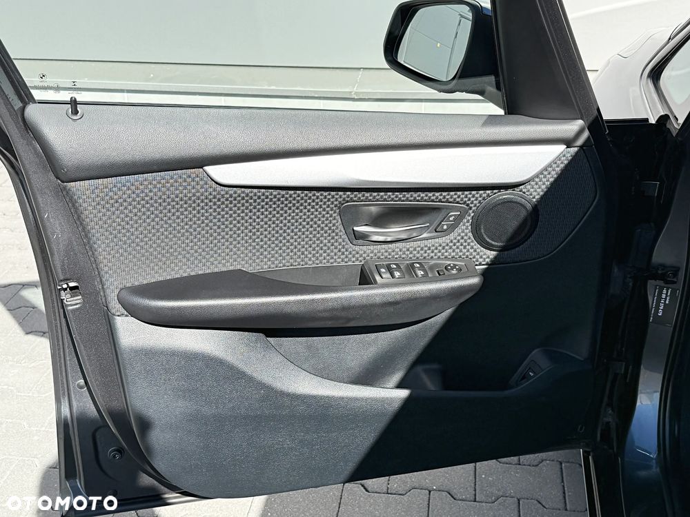 BMW Seria 2 216d Luxury Line - 14