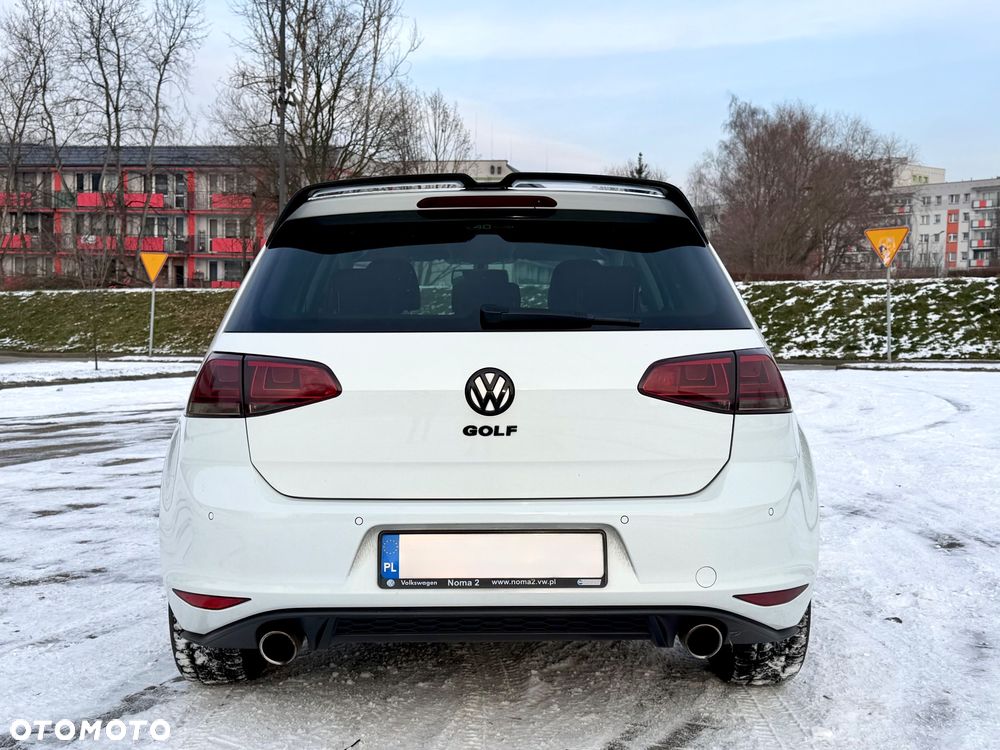 Volkswagen Golf 1.4 TSI BMT Highline Perfectline - 6