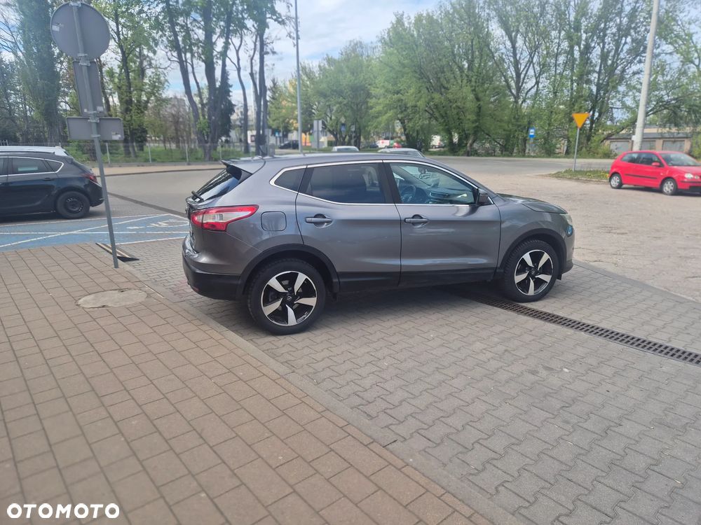 Nissan Qashqai 1.2 DIG-T N-Connecta EU6 - 5