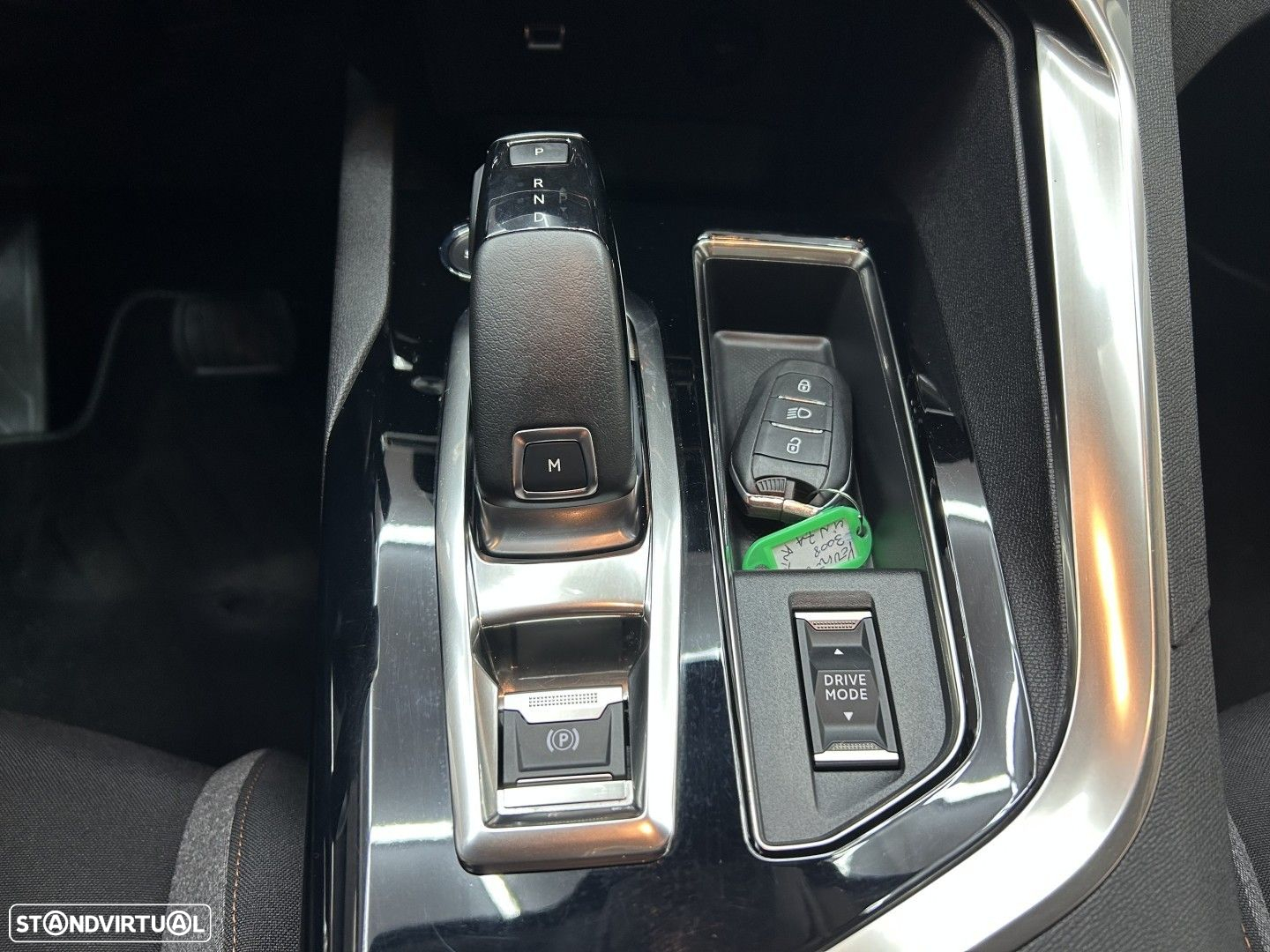 Peugeot 3008 1.2 PureTech Allure EAT8 - 13
