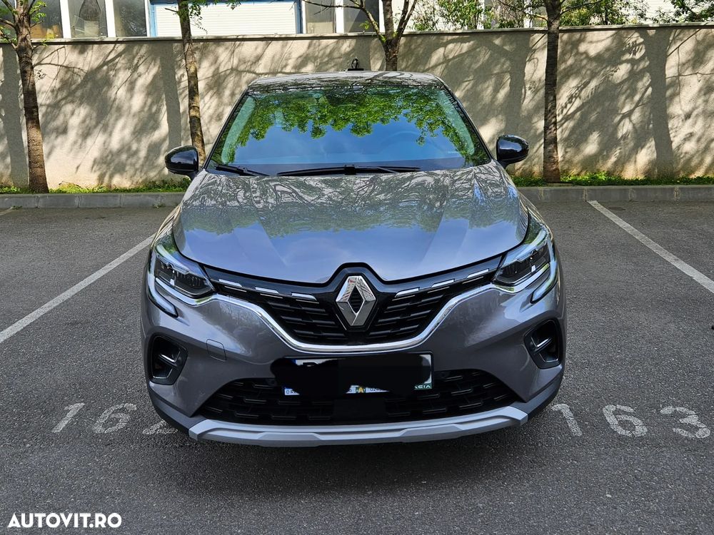 Renault Captur MHEV 140 Techno - 2