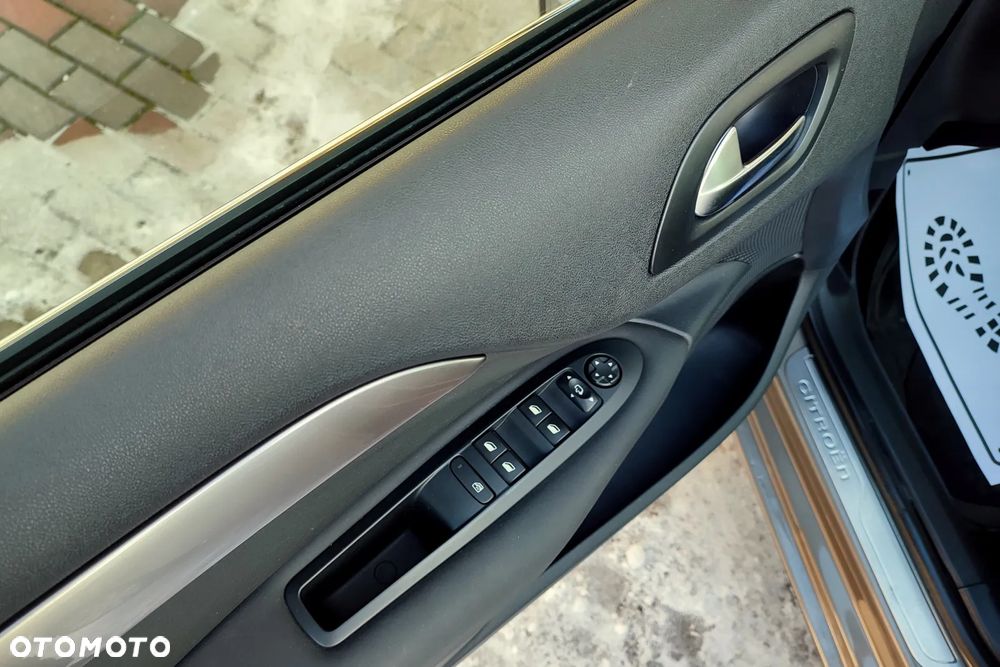 Citroën C4 PureTech 130 Stop & Start EAT6 Shine - 14