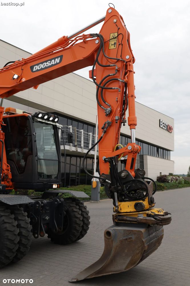 Doosan DX160W-3 - 18