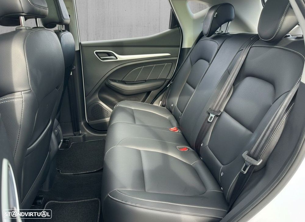 MG ZS EV Luxury - 10