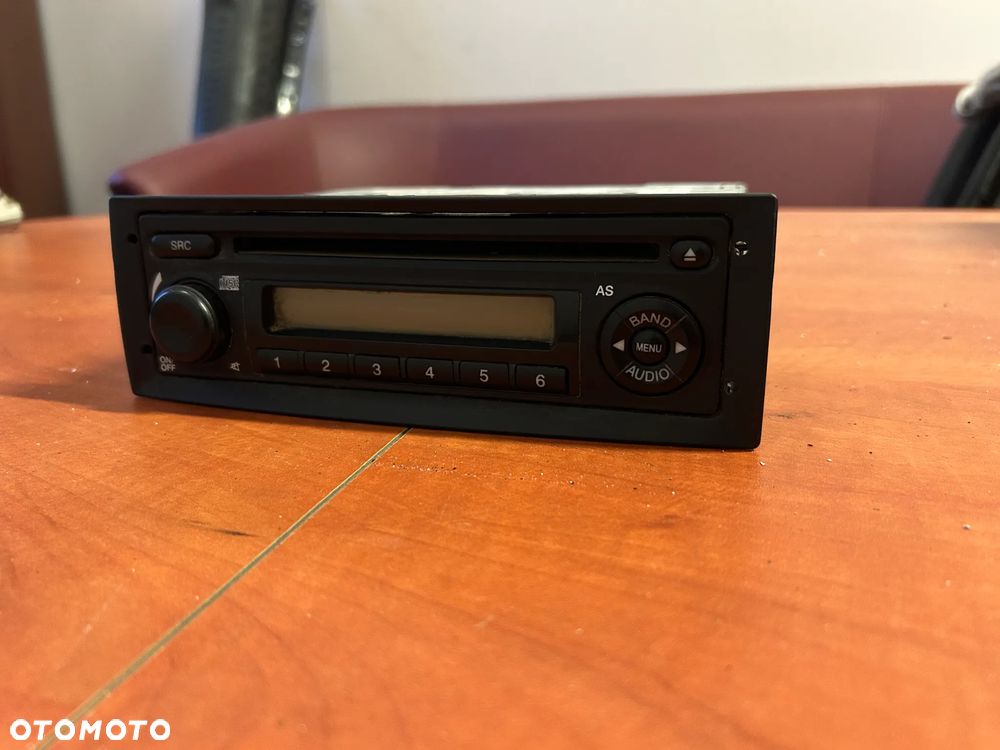 RADIO FABRYCZNE RADIOODTWARZACZ OPEL COMBO D FIAT DOBLO 7355124860 7649354516 - 1