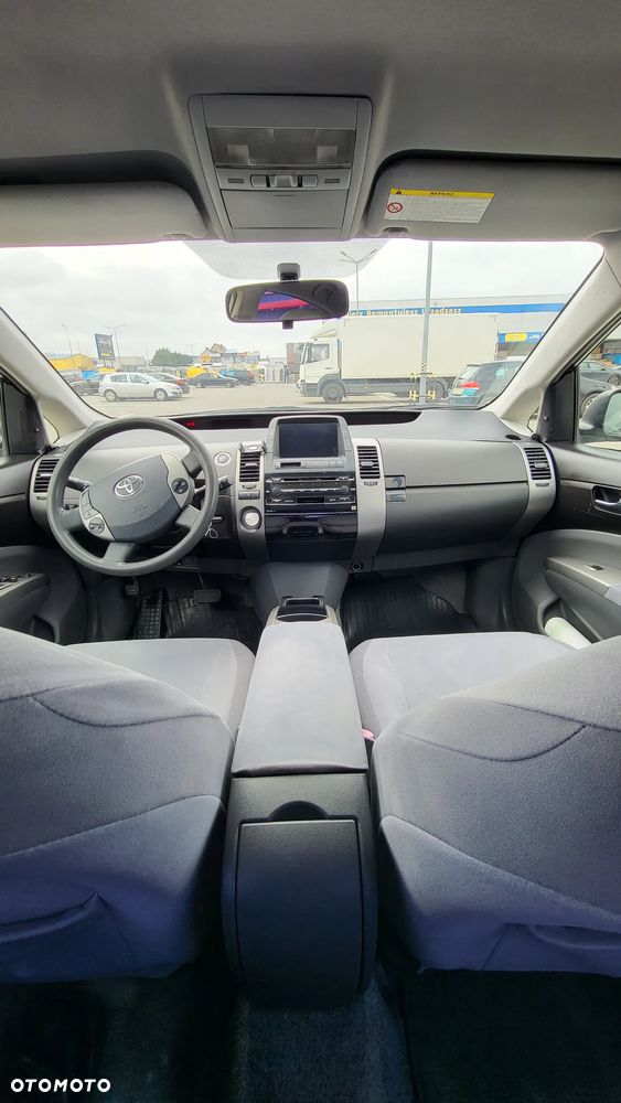 Toyota Prius 1.5 VVT-i Sol - 5