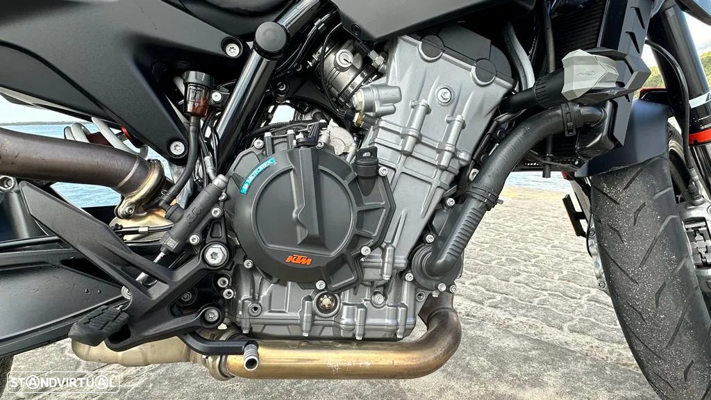 KTM Duke 890 - 15