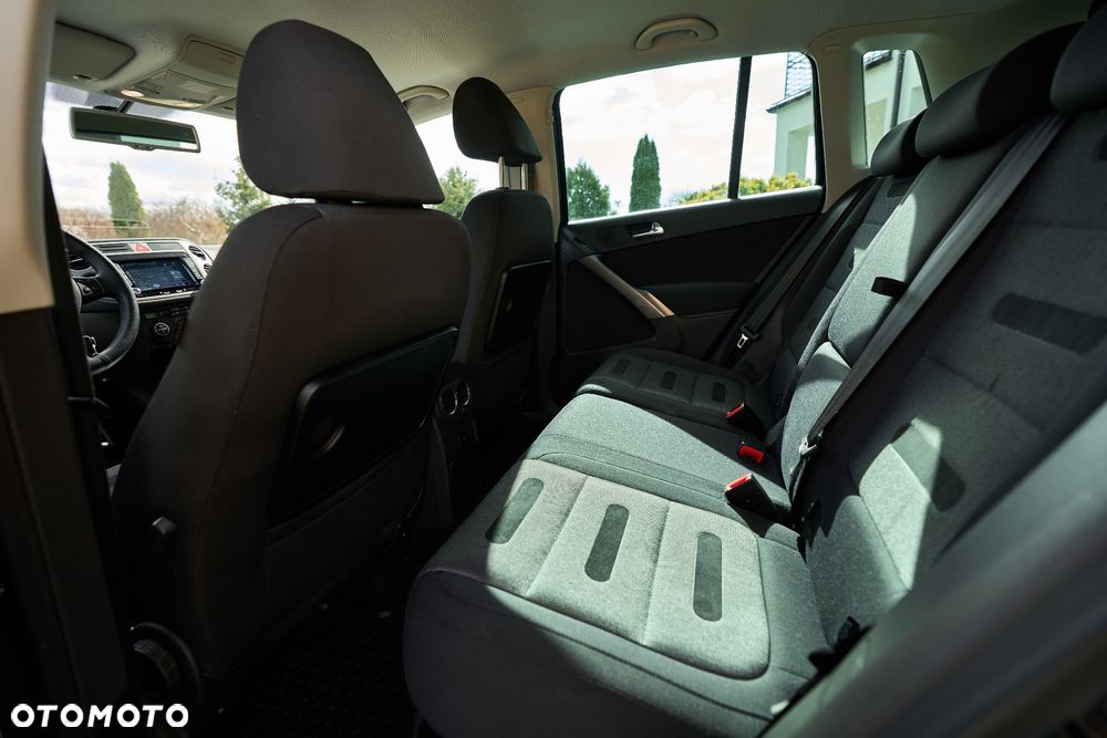 Volkswagen Tiguan - 25