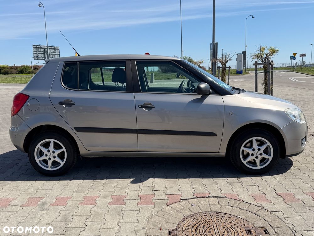 Skoda Fabia 1.2 HTP - 5