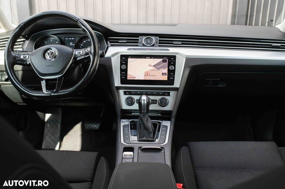 Volkswagen Passat Variant 2.0 TDI DSG Comfortline - 27