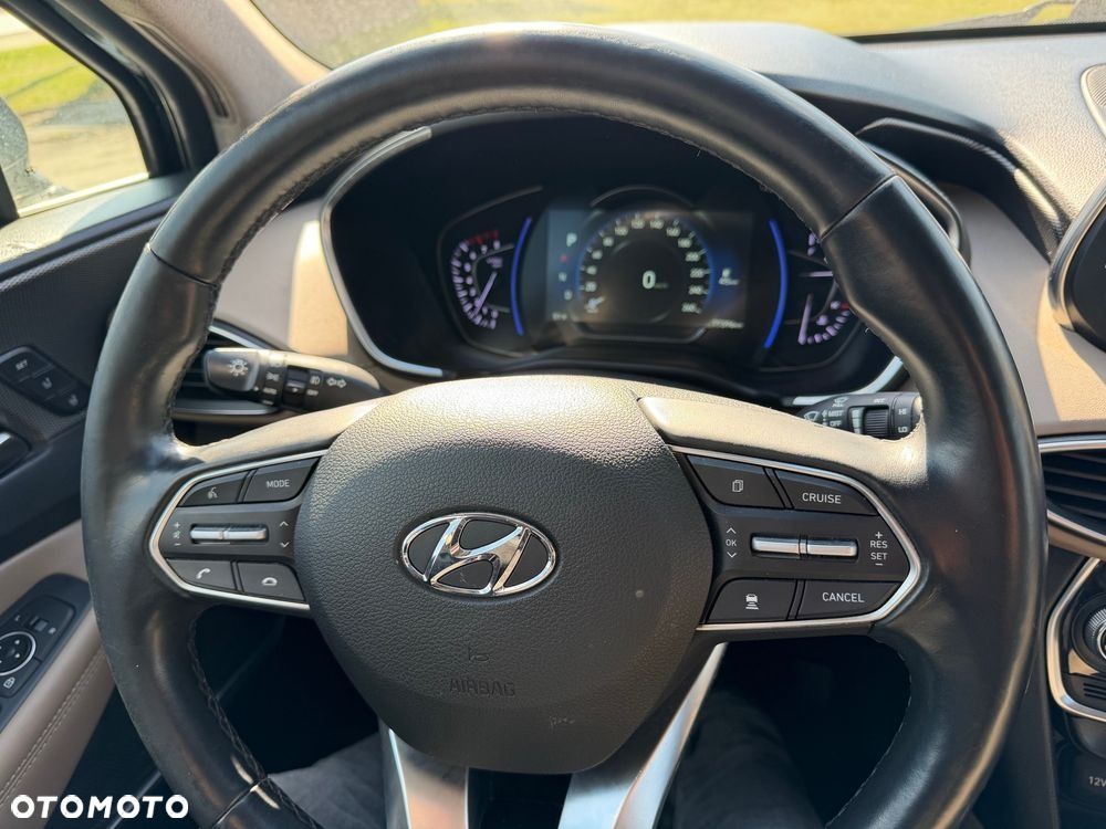 Hyundai Santa Fe - 13
