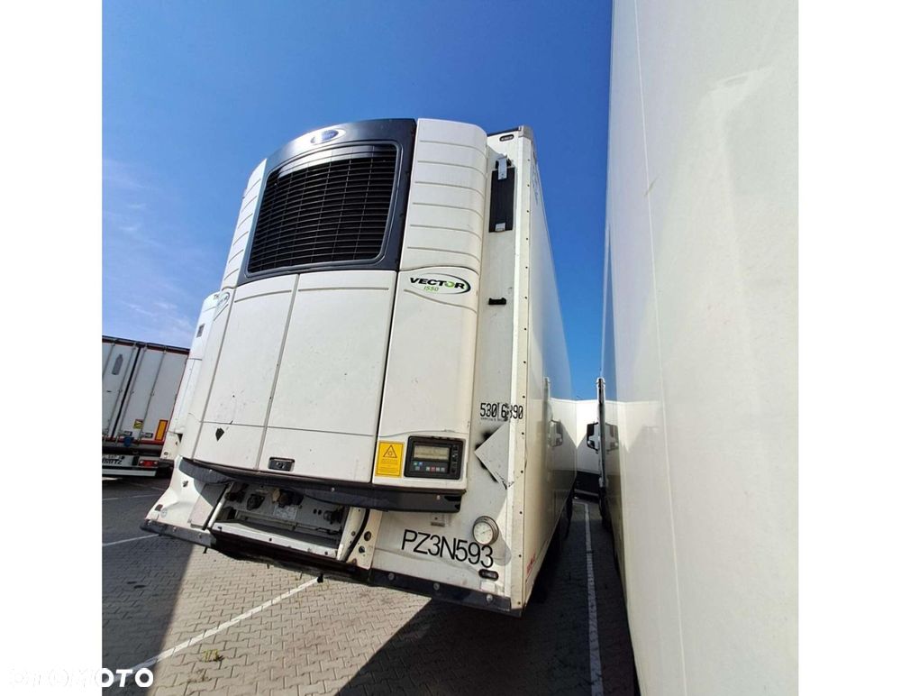 Schmitz Cargobull SKO FP 60 Carrier Vector 1550 - 2