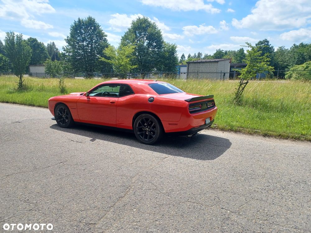 Dodge Challenger 5.7 R/T - 5