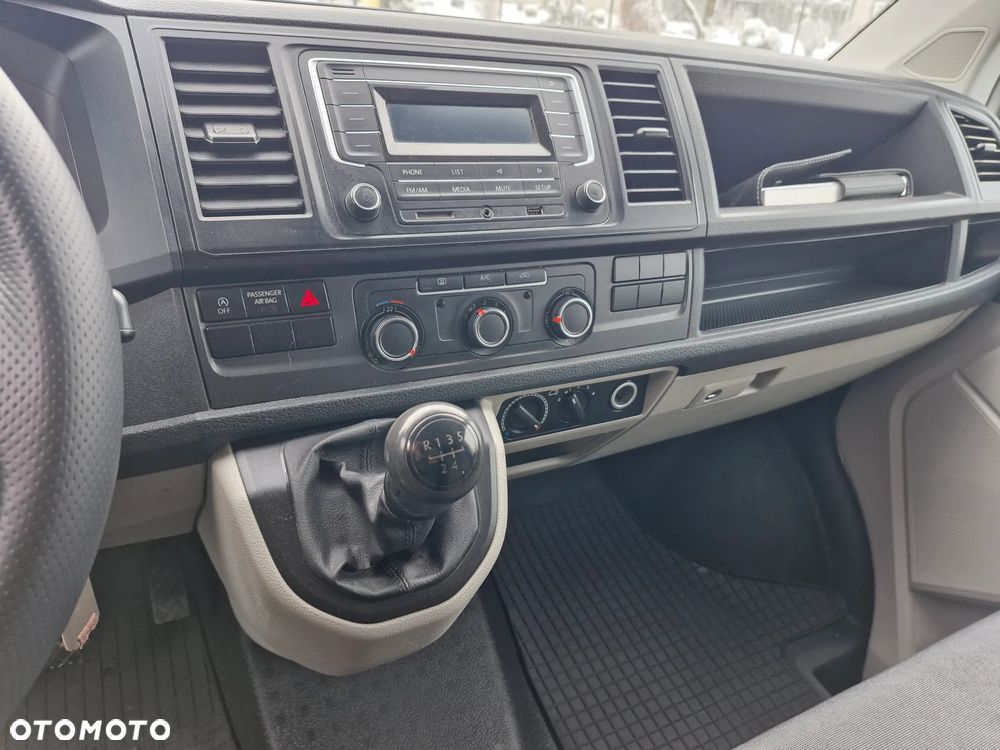 Volkswagen Transporter L2H1 Plus Trendline - 16