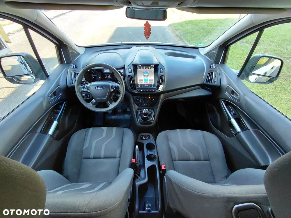 Ford Transit Connect - 14