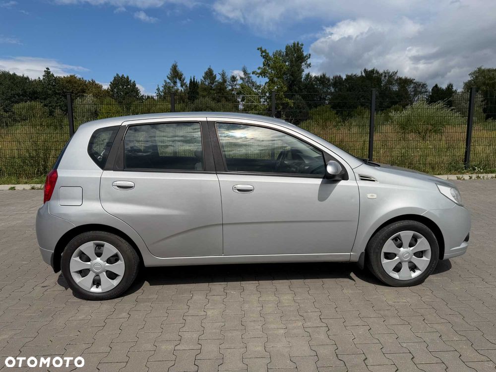 Chevrolet Aveo - 7