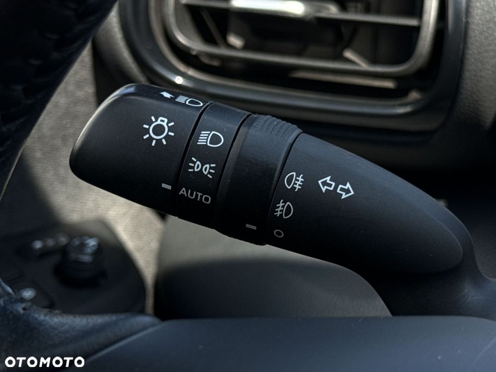 Toyota Yaris 1.5 Selection Style - 21