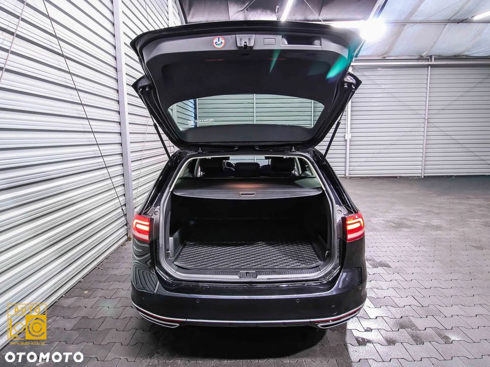 Volkswagen Passat 2.0 TDI SCR DSG Highline - 13