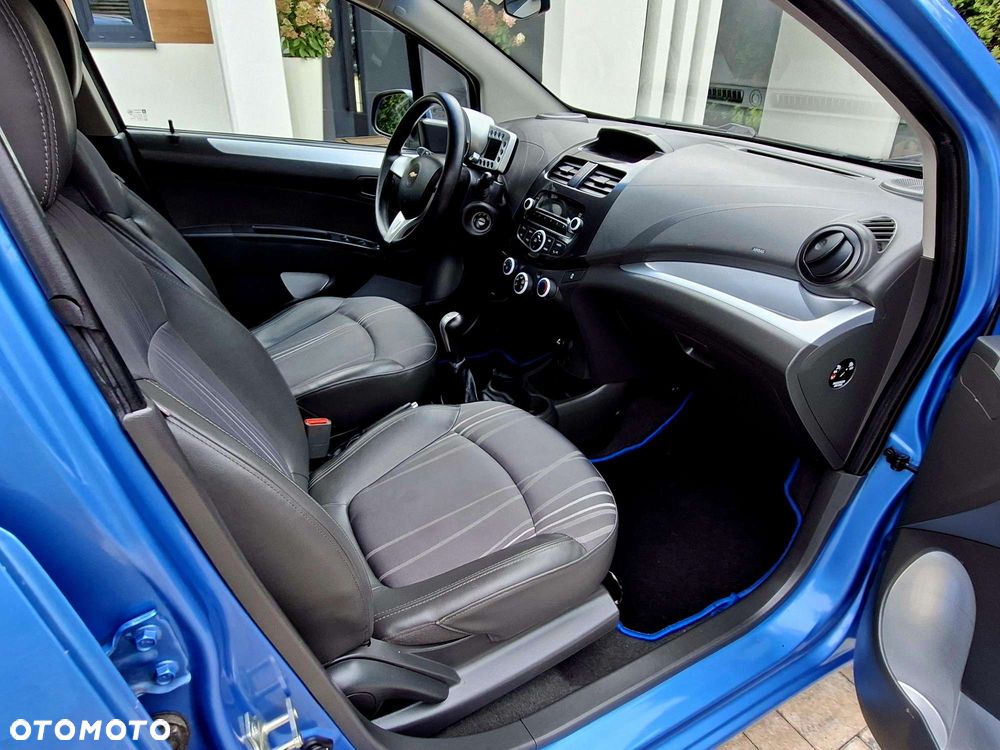 Chevrolet Spark 1.2 LT+ - 8