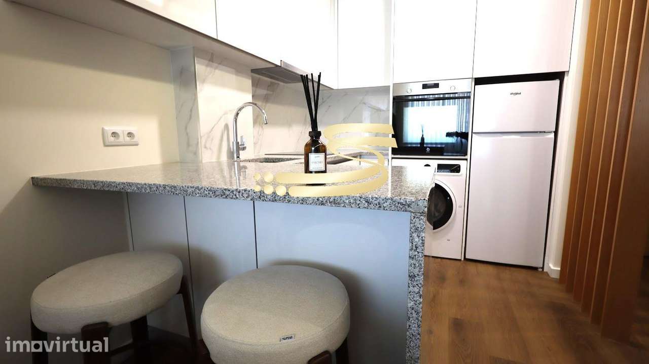 APARTAMENTO T1 RENOVADO PARA ARREDAMENTO / PORTO / CARVALHIDO - Grande imagem: 4/8