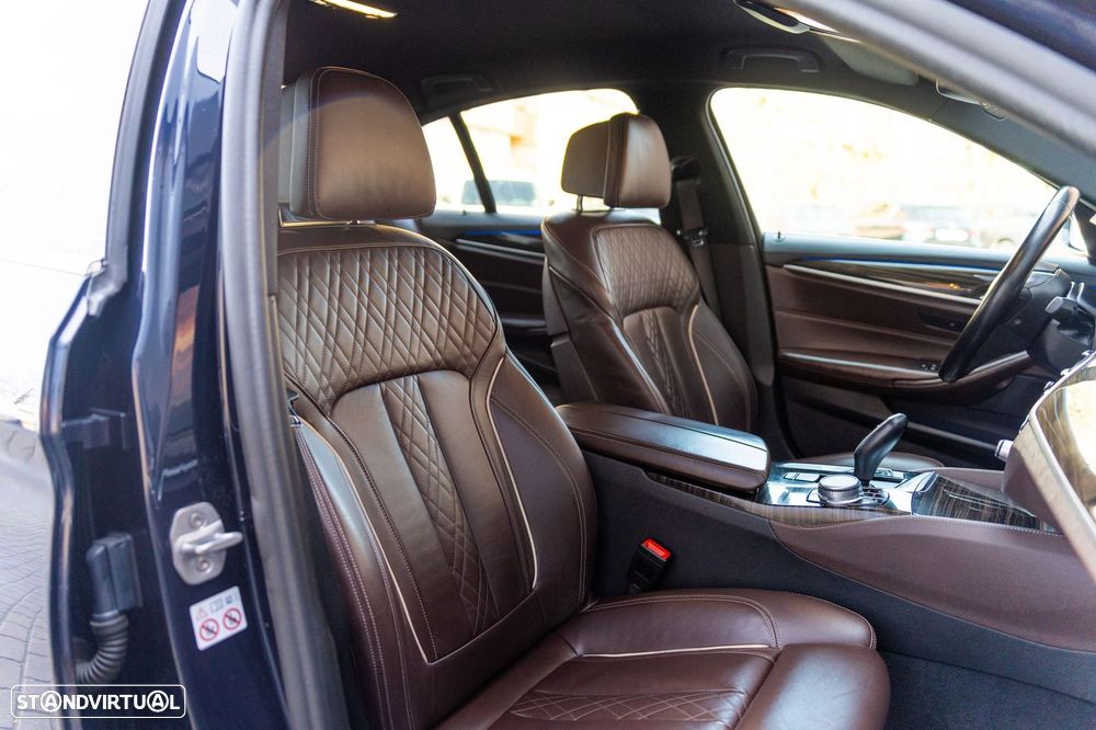 BMW 530 e iPerformance Line Luxury - 32