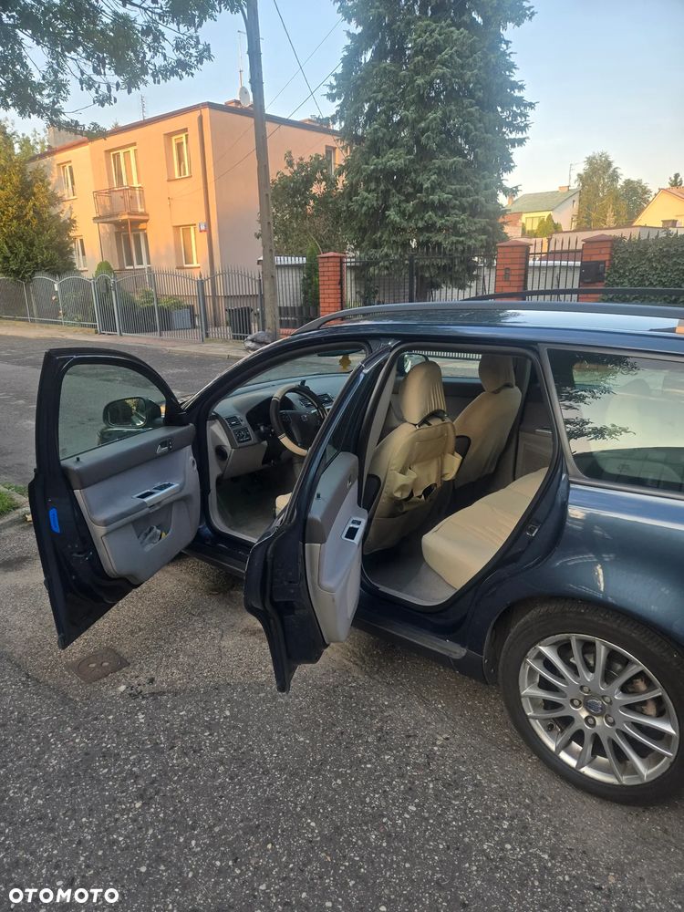 Volvo V50 - 9
