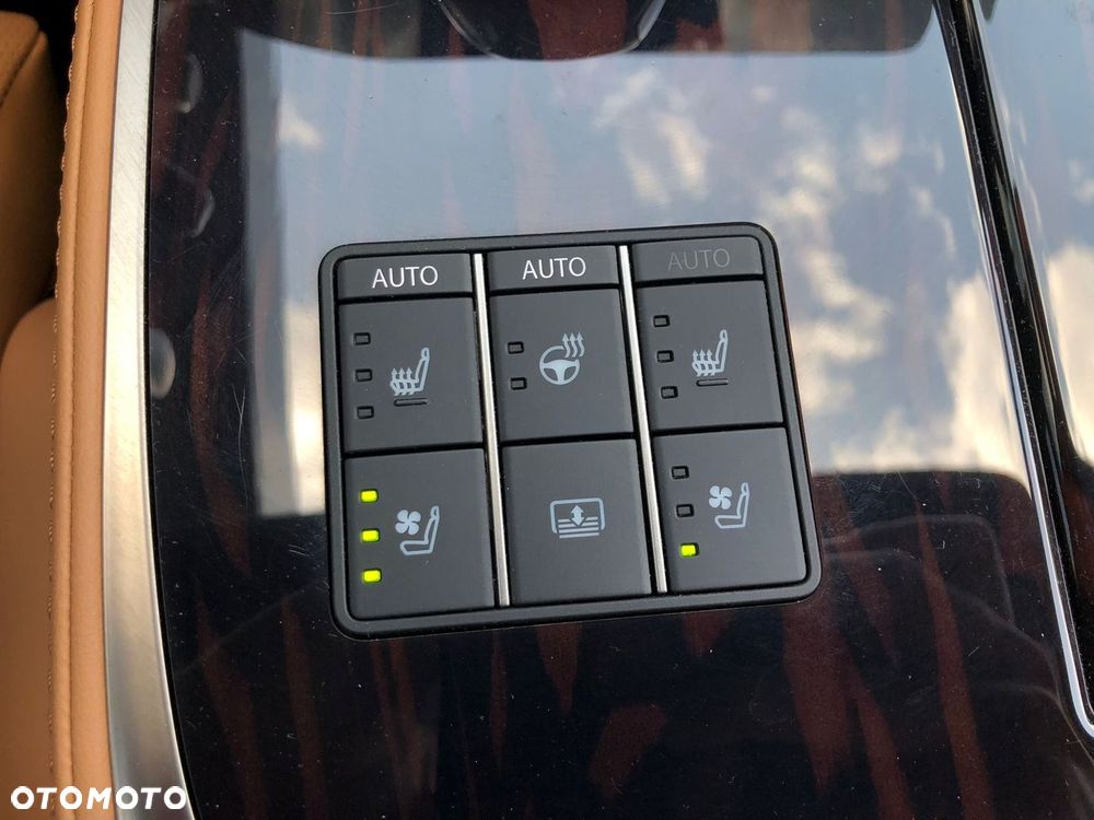 Lexus LS 500h Prestige AWD - 39