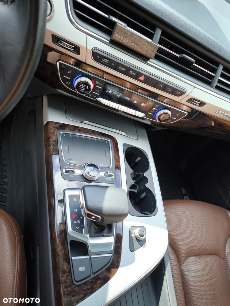 Audi Q7 - 27