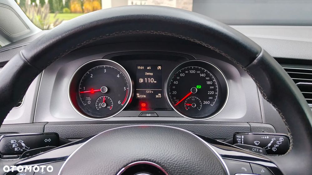 Volkswagen Golf 1.6 TDI BlueMotion Technology DSG Lounge - 18