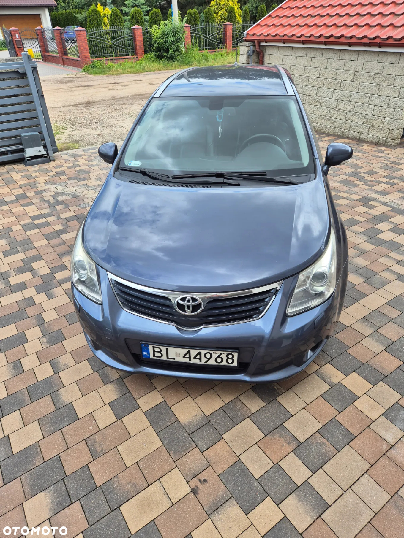 Toyota Avensis 2.2 D-4D Sol Plus - 2
