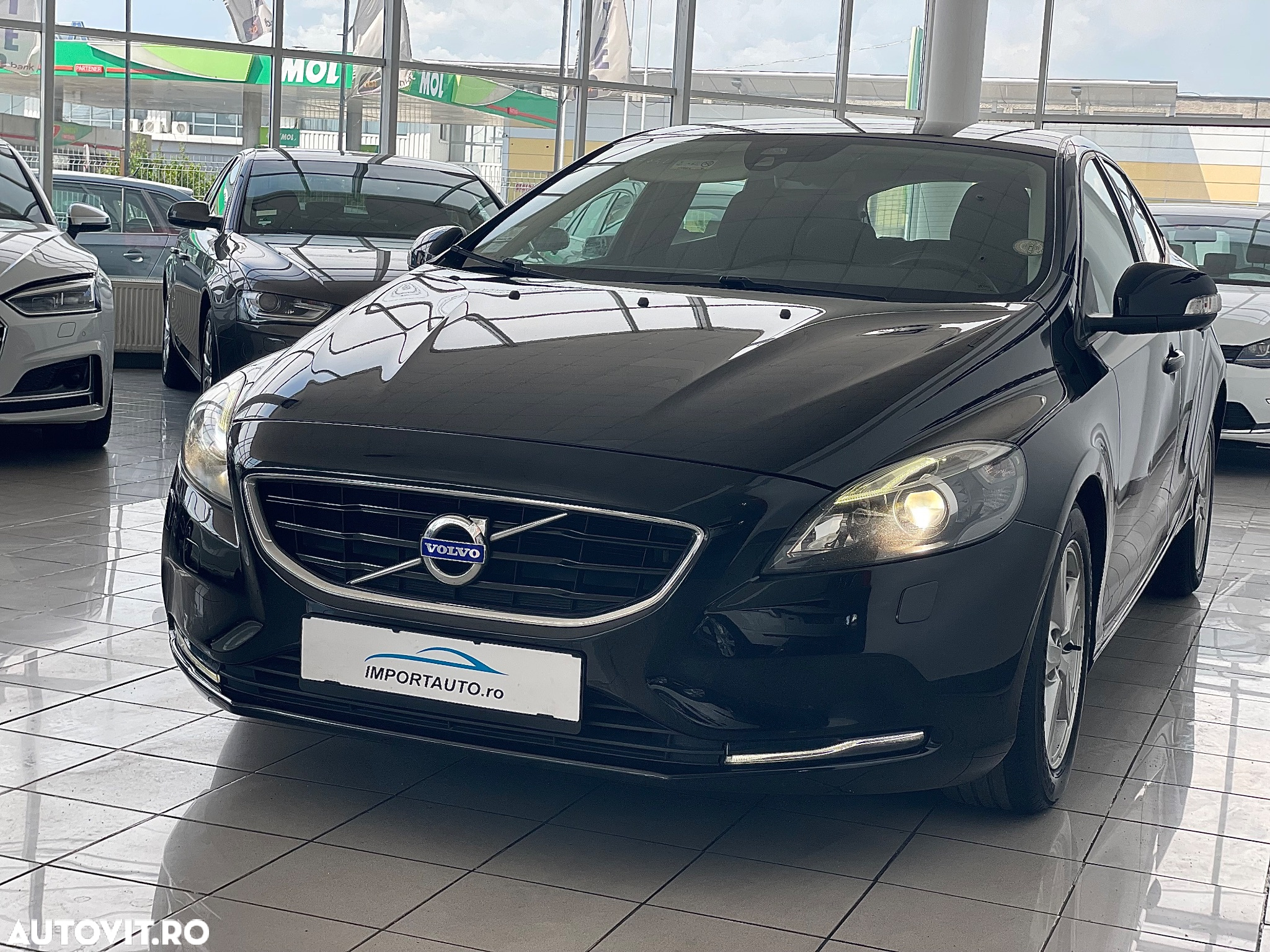 Volvo V40 D2 Aut. Momentum - 3