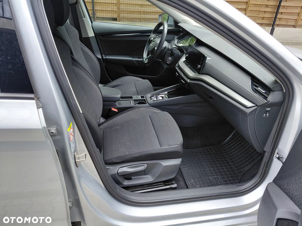Skoda Octavia 2.0 TDI Ambition DSG - 13