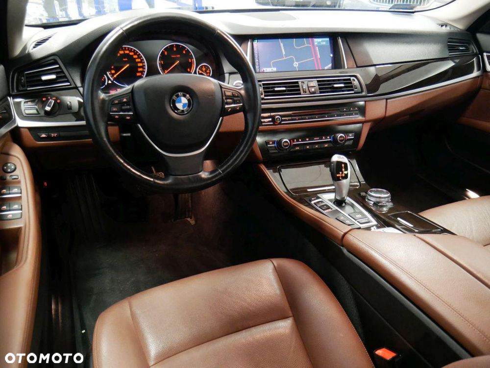 BMW Seria 5 520d Luxury Line - 17