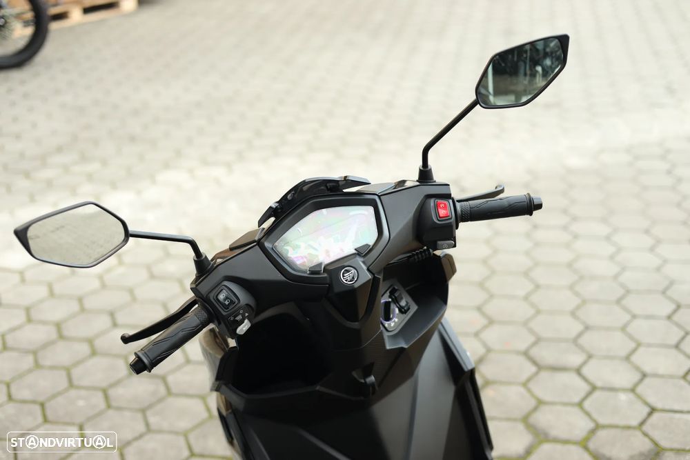 Keeway Vieste 125 ICON 125 S - 4