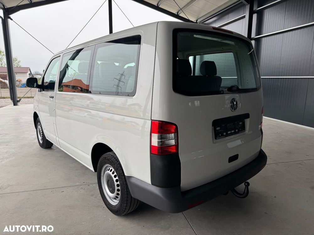 Volkswagen Transporter - 4
