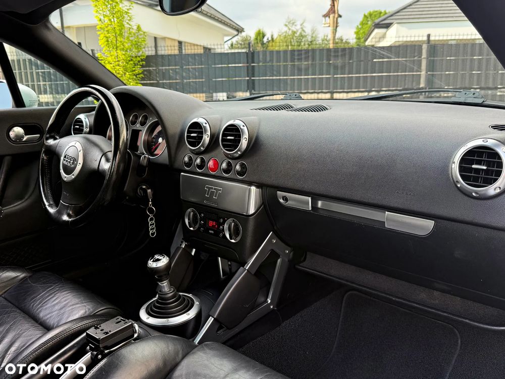 Audi TT Coupé - 4