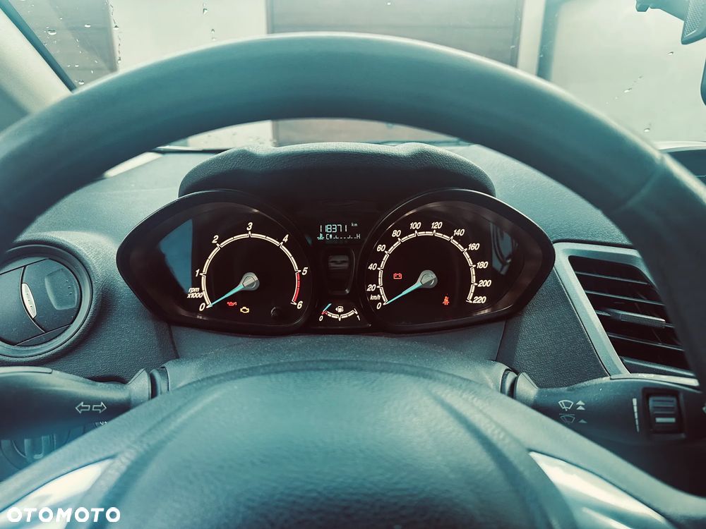 Ford Fiesta - 6