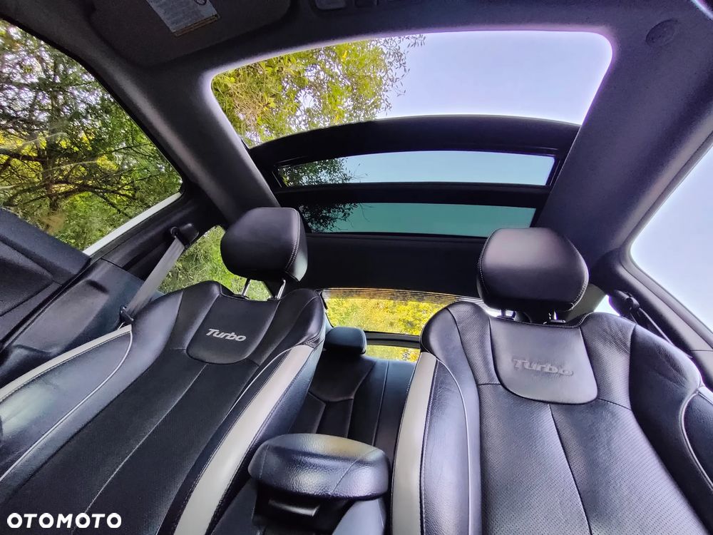 Hyundai Veloster - 19